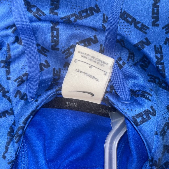 Nike hoodie - Picture 2 of 3